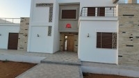 VENTE BELLE VILLA NEUVE À HOUMT SOUK RÉF - V569