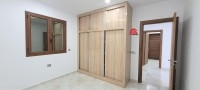 VENTE VILLA NEUVE À H SOUK AVEC PISCINE -REF V 572