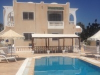 VILLA AVEC PISCINE PRIVEE SANS VIS A VIS A DJERBA