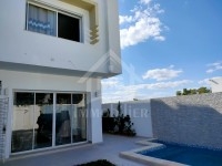Villa avec pisicne à Hammamet Nord à Vendre