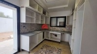VILLA DE PLAIN-PIED HOUMT SOUK DJERBA ZU-RÉF V713