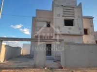 Villa en cours de finition à vendre à Mrezga 