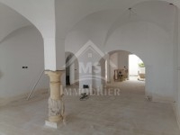 Villa en cours de finition avec jardin et piscine 