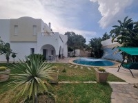 Villa FIGUIER(Réf: L2836)