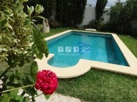 Villa LA ROSE BLEUE(Réf: L304)