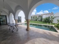 Villa PIVOINE (Réf: L2776)