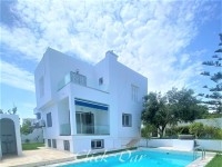 Villa S+3 avec piscine à Hammamet Nord