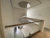 Villa S+3 avec piscine et studio indépendant à La 