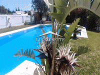 Villa S+4 avec piscine à Gammarth  MVL1104