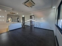Villa S+4 avec piscine à La Marsa  MVL1277